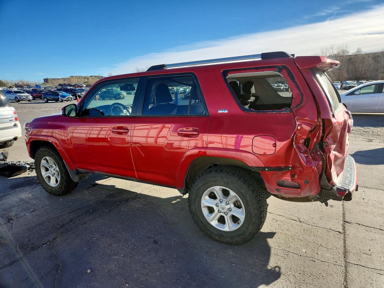 2022 TOYOTA 4RUNNER SR5/SR5 PREMIUM photo 2