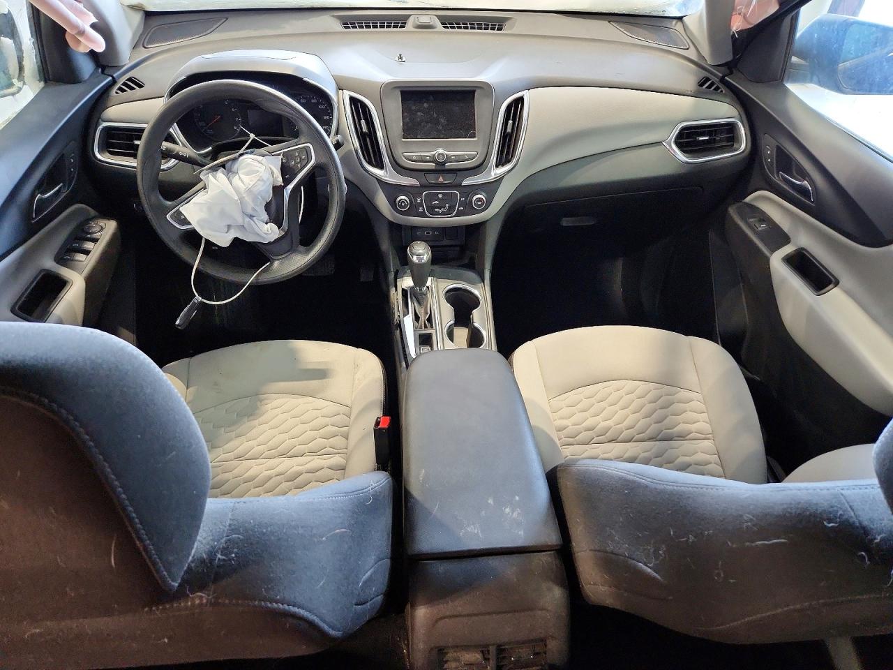 2019 CHEVROLET EQUINOX LS photo 8