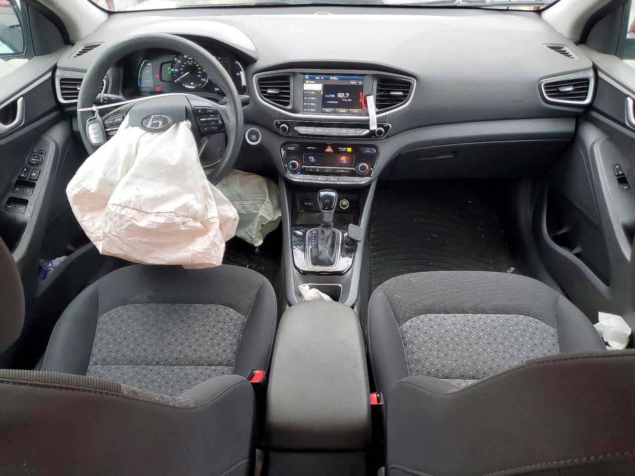 2019 HYUNDAI IONIQ photo 8