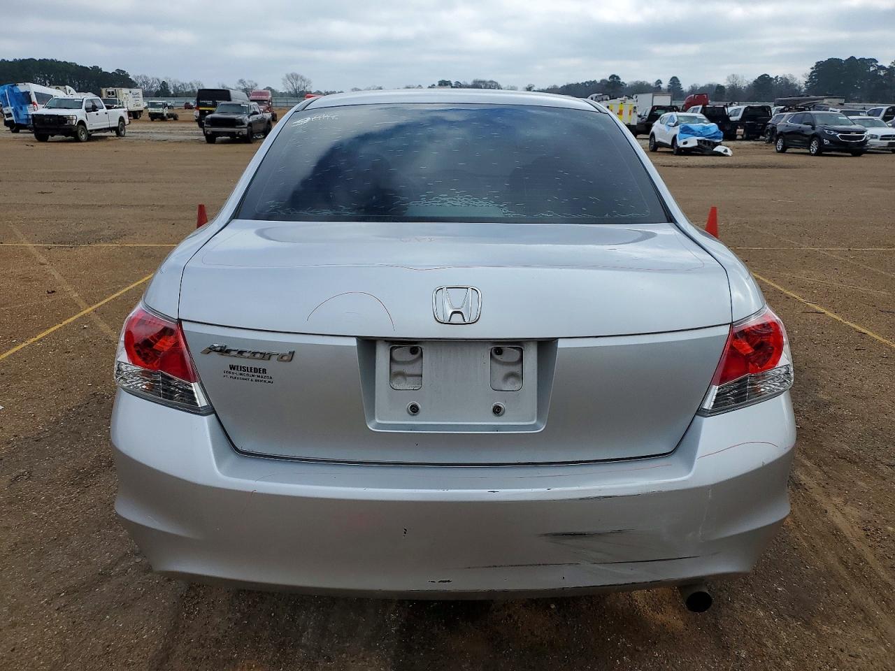 2009 HONDA ACCORD LX photo 6