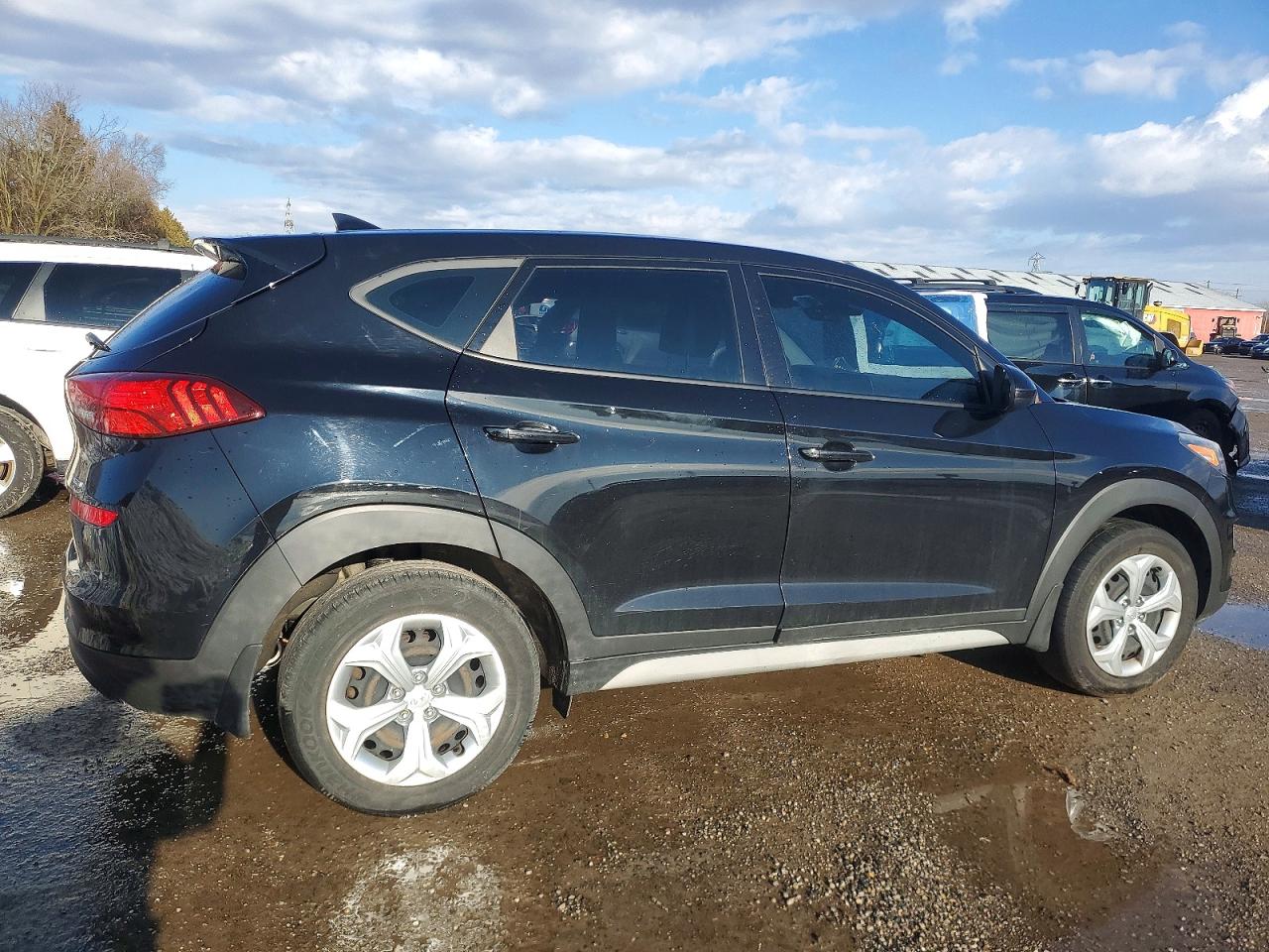 2019 HYUNDAI TUCSON SE photo 3