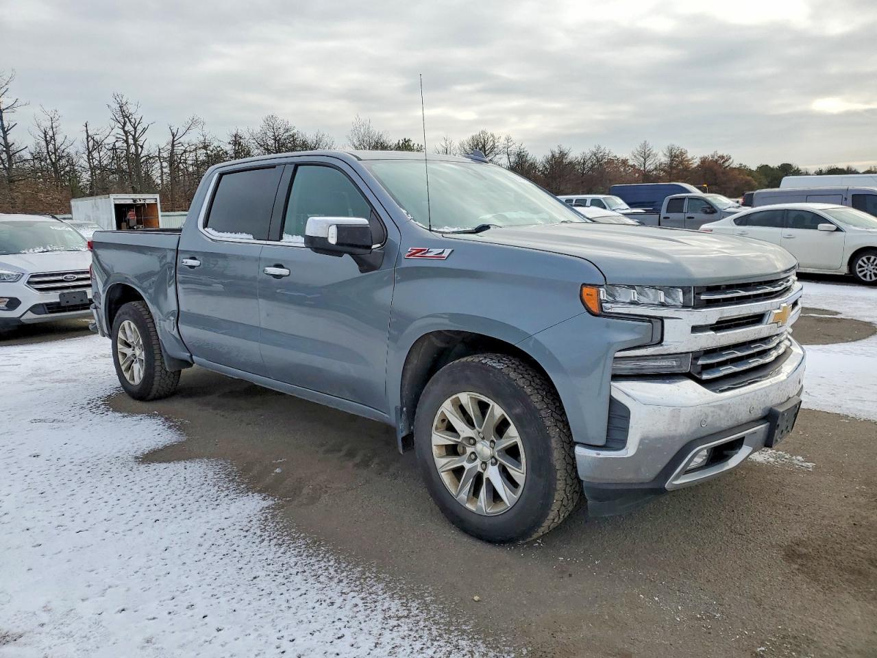 2019 CHEVROLET SILVERADO K1500 LTZ photo 4
