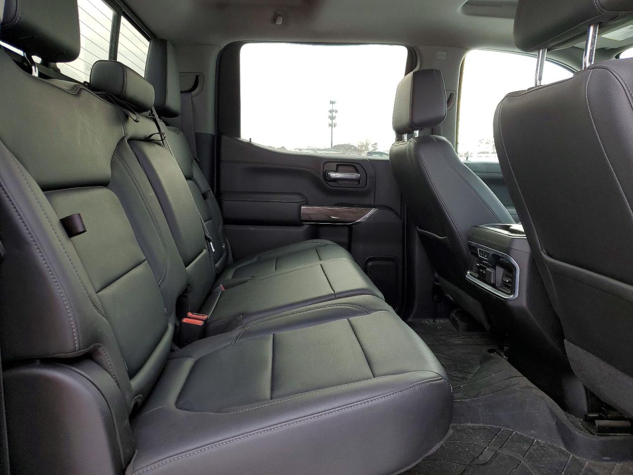 2019 CHEVROLET SILVERADO K1500 LTZ photo 10