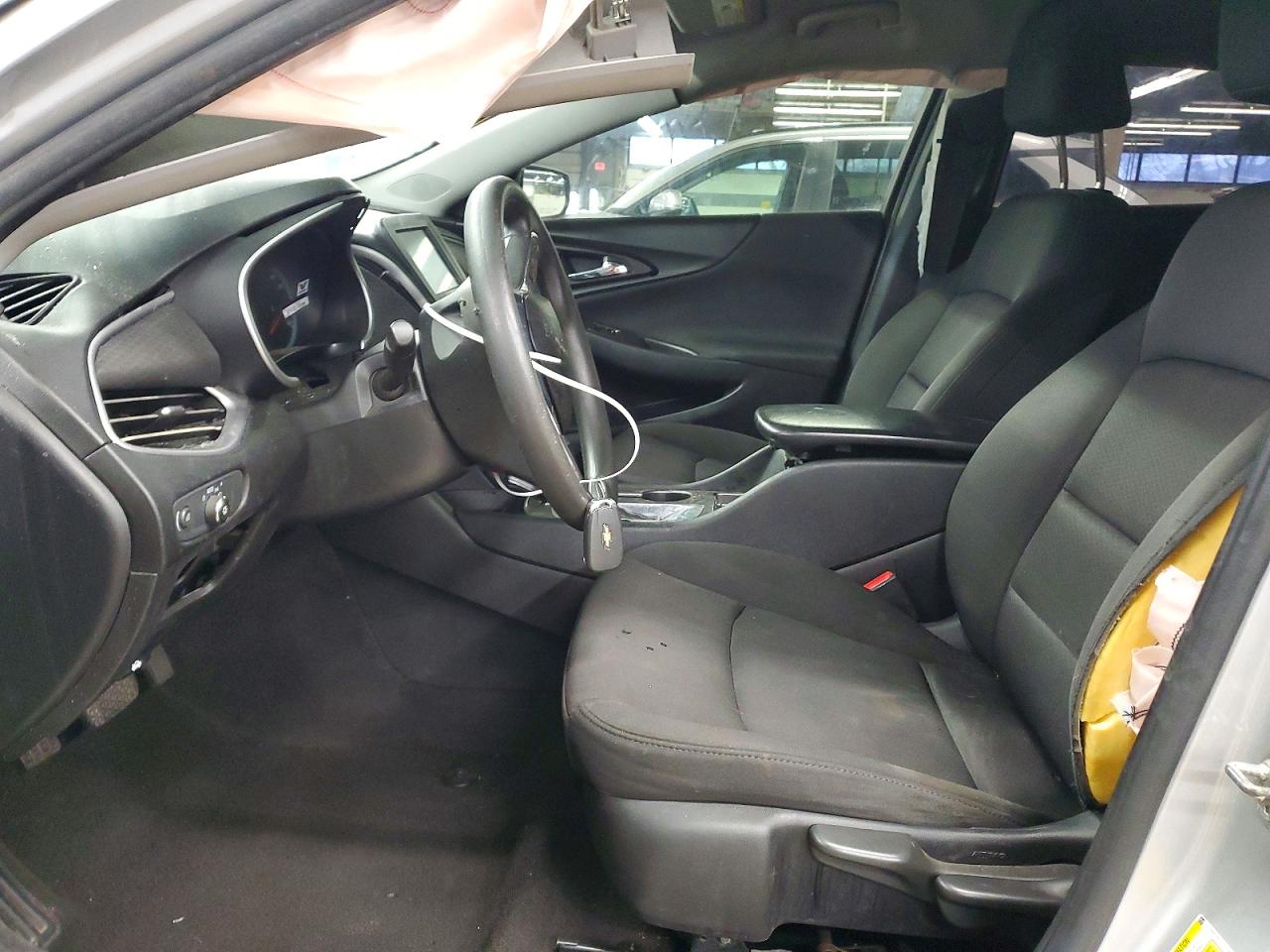 2018 CHEVROLET MALIBU LS photo 7