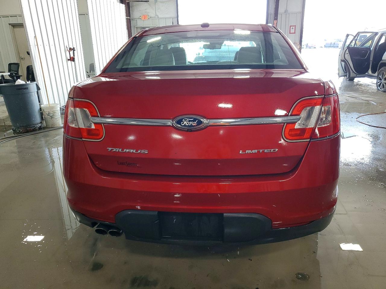 2011 FORD TAURUS LIMITED photo 6