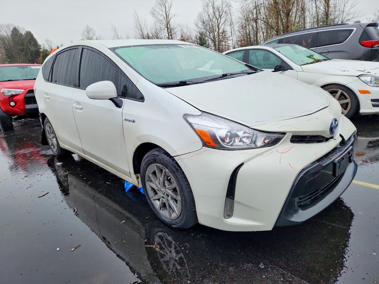 2015 TOYOTA PRIUS photo 4