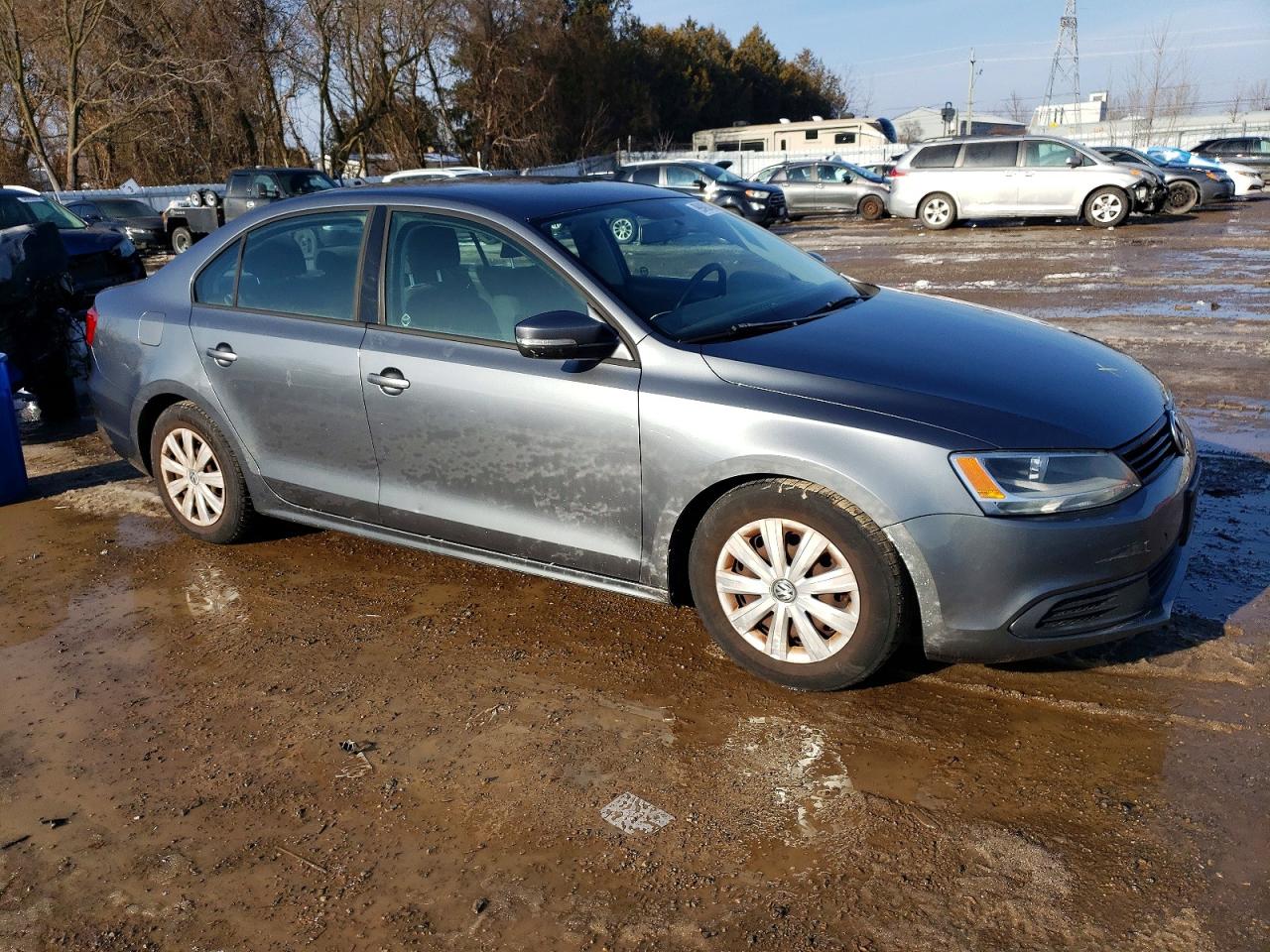 2014 VOLKSWAGEN JETTA BASE photo 4