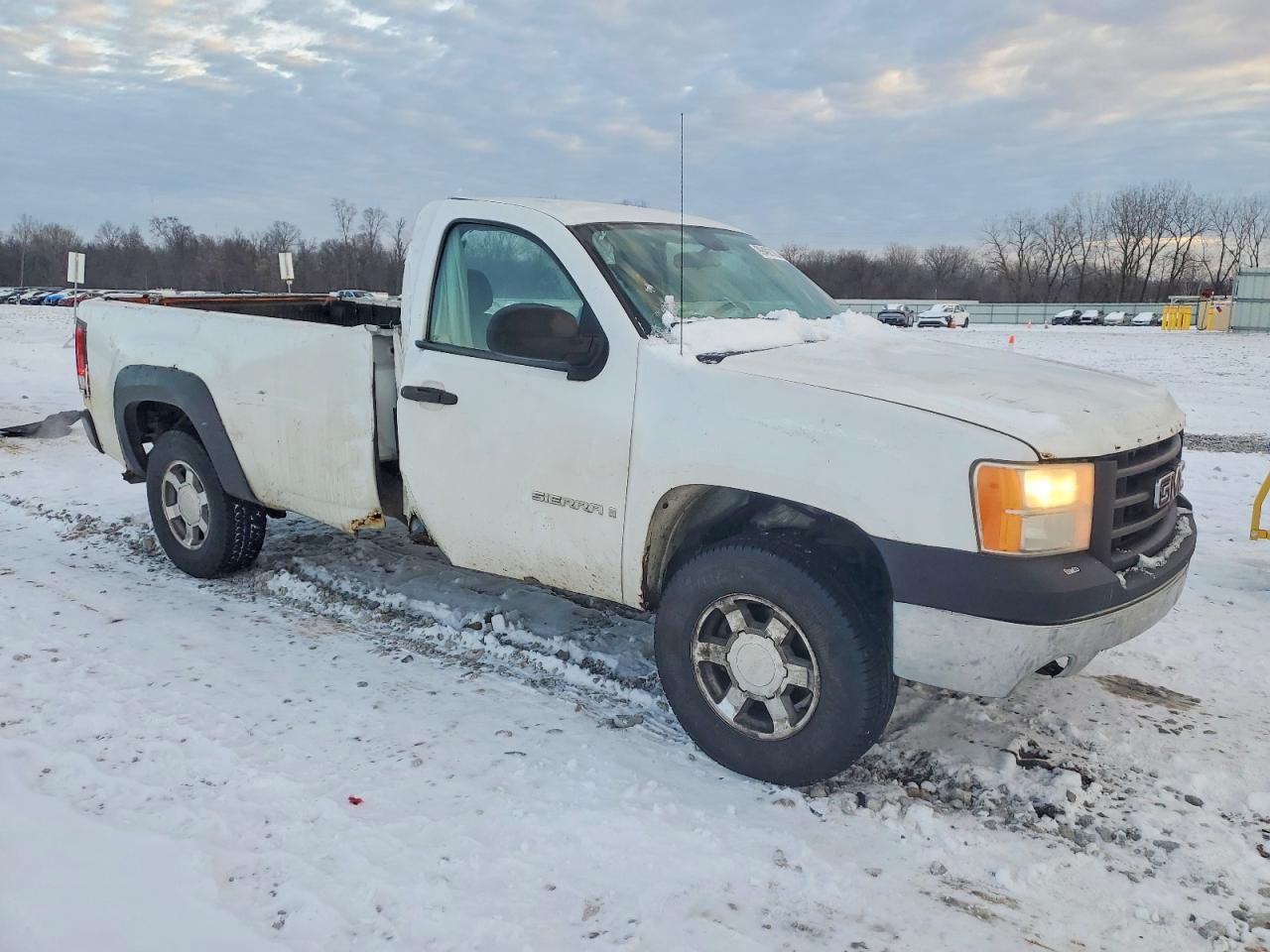 2007 GMC NEW SIERRA C1500 photo 4