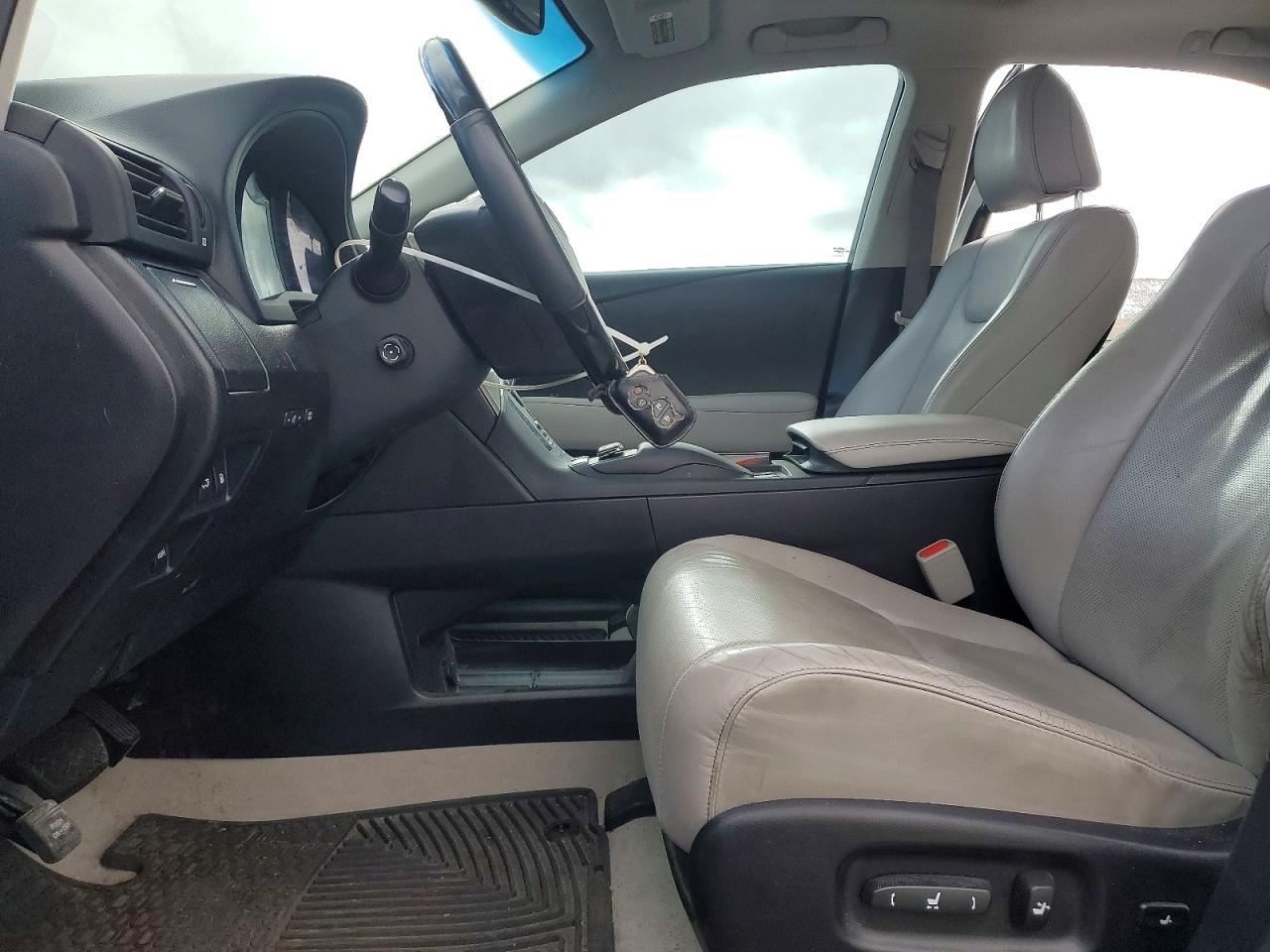 2015 LEXUS RX 350 BASE photo 13