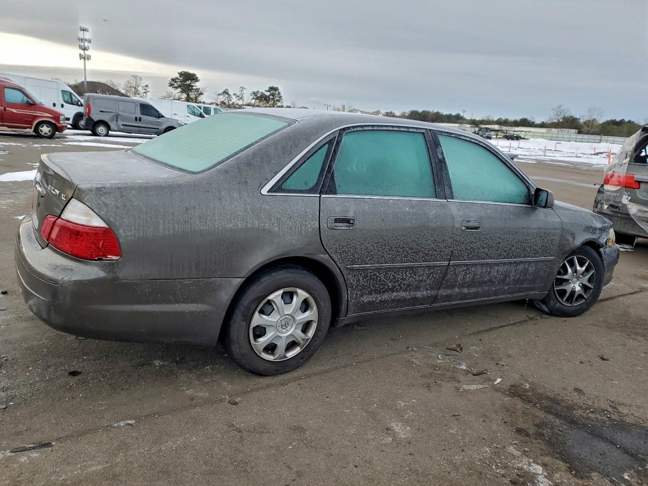 2003 TOYOTA AVALON XL photo 3