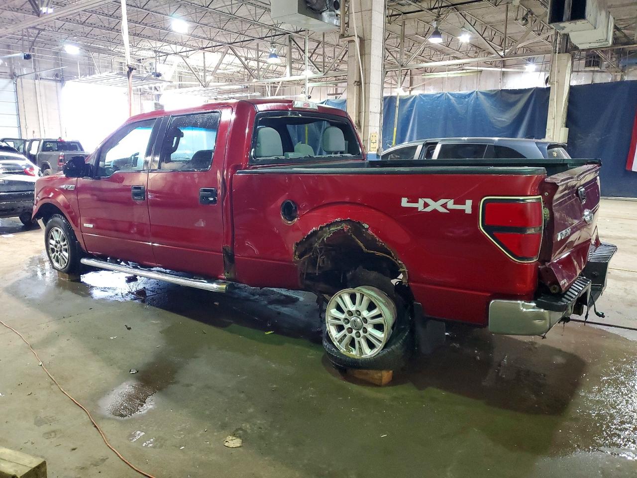 2013 FORD F150 SUPERCREW photo 2