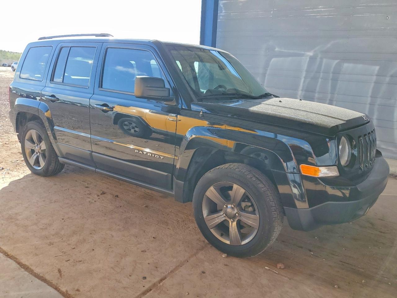 2015 JEEP PATRIOT LATITUDE photo 4