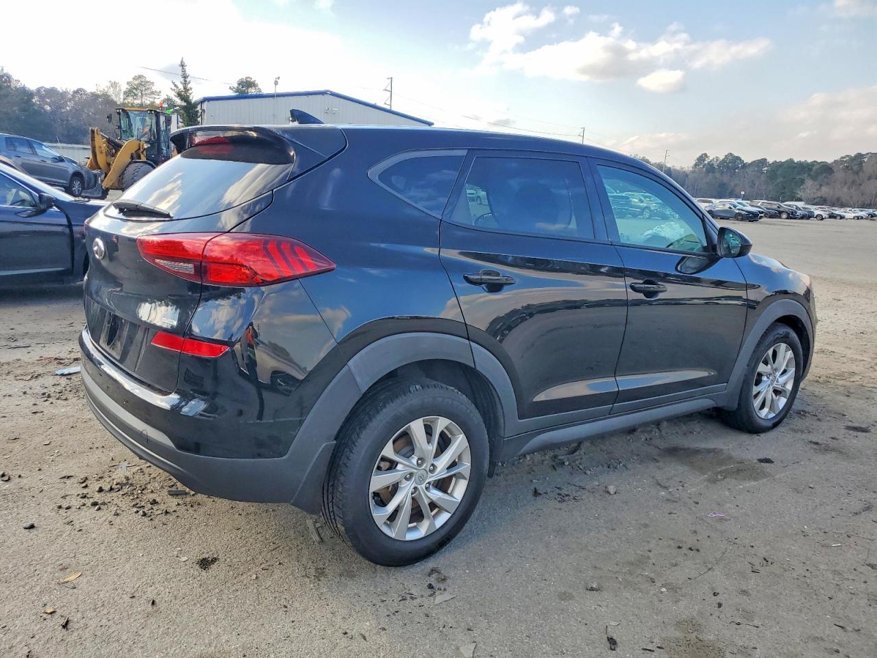 2019 HYUNDAI TUCSON SE photo 3