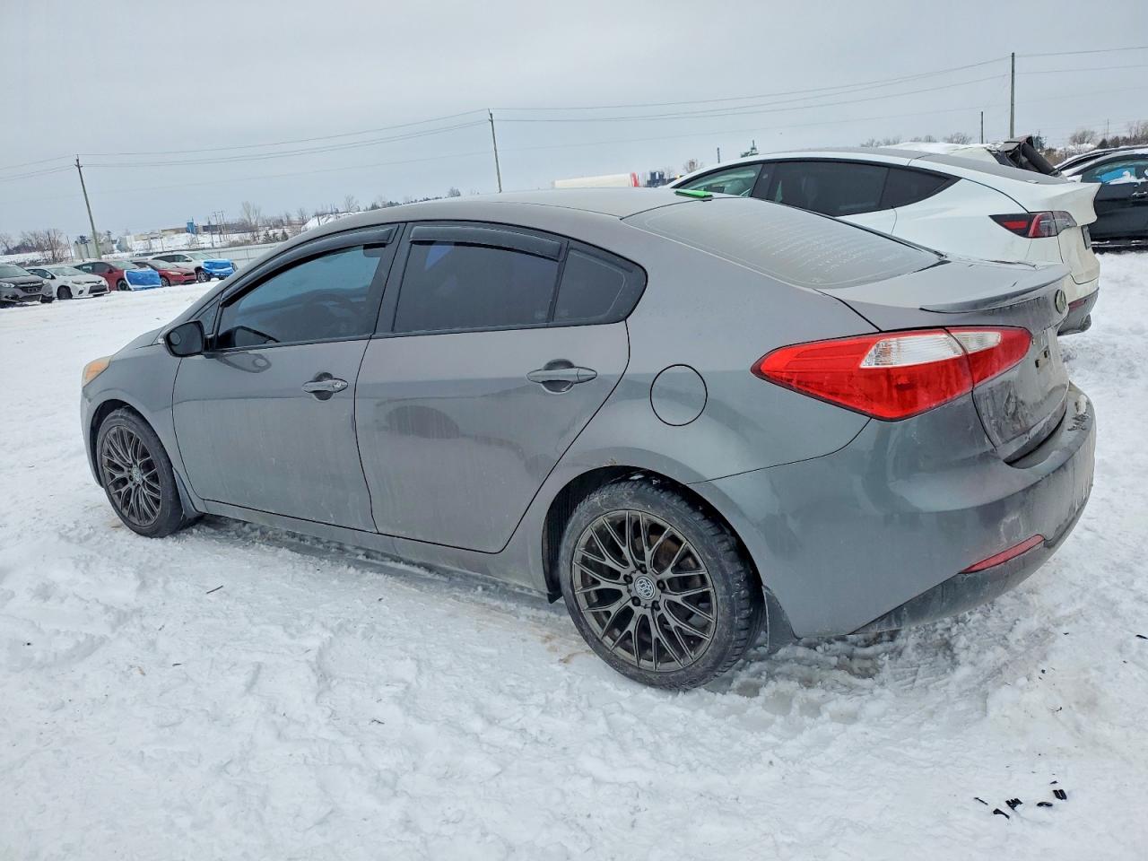 2015 KIA FORTE LX photo 2