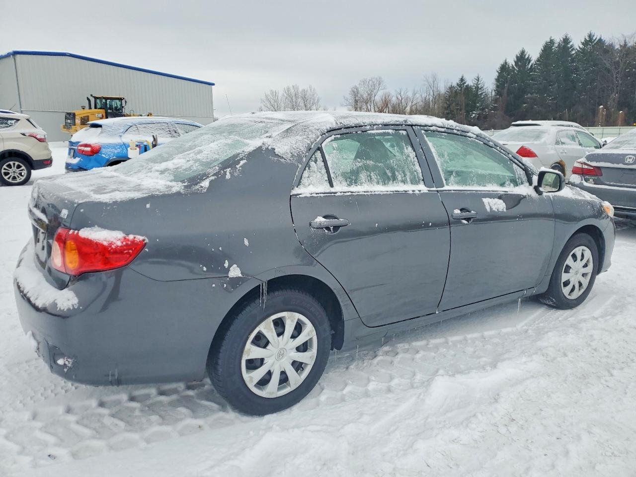 2010 TOYOTA COROLLA BASE photo 3