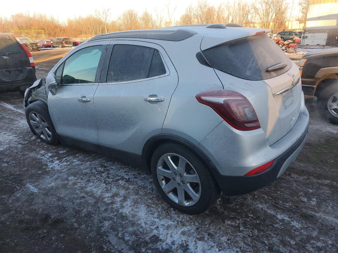 2019 BUICK ENCORE ESSENCE photo 2