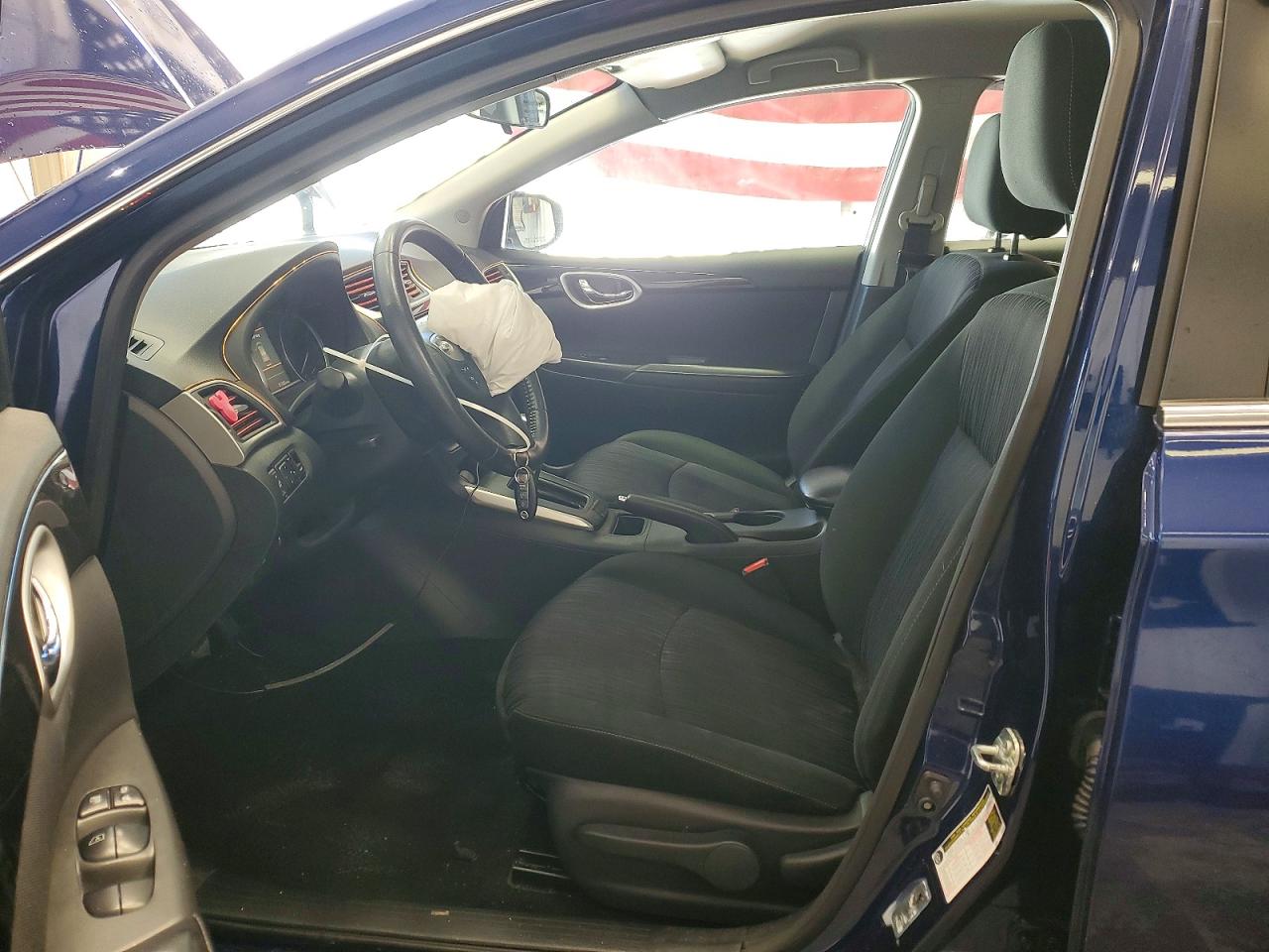 2019 NISSAN SENTRA S photo 7
