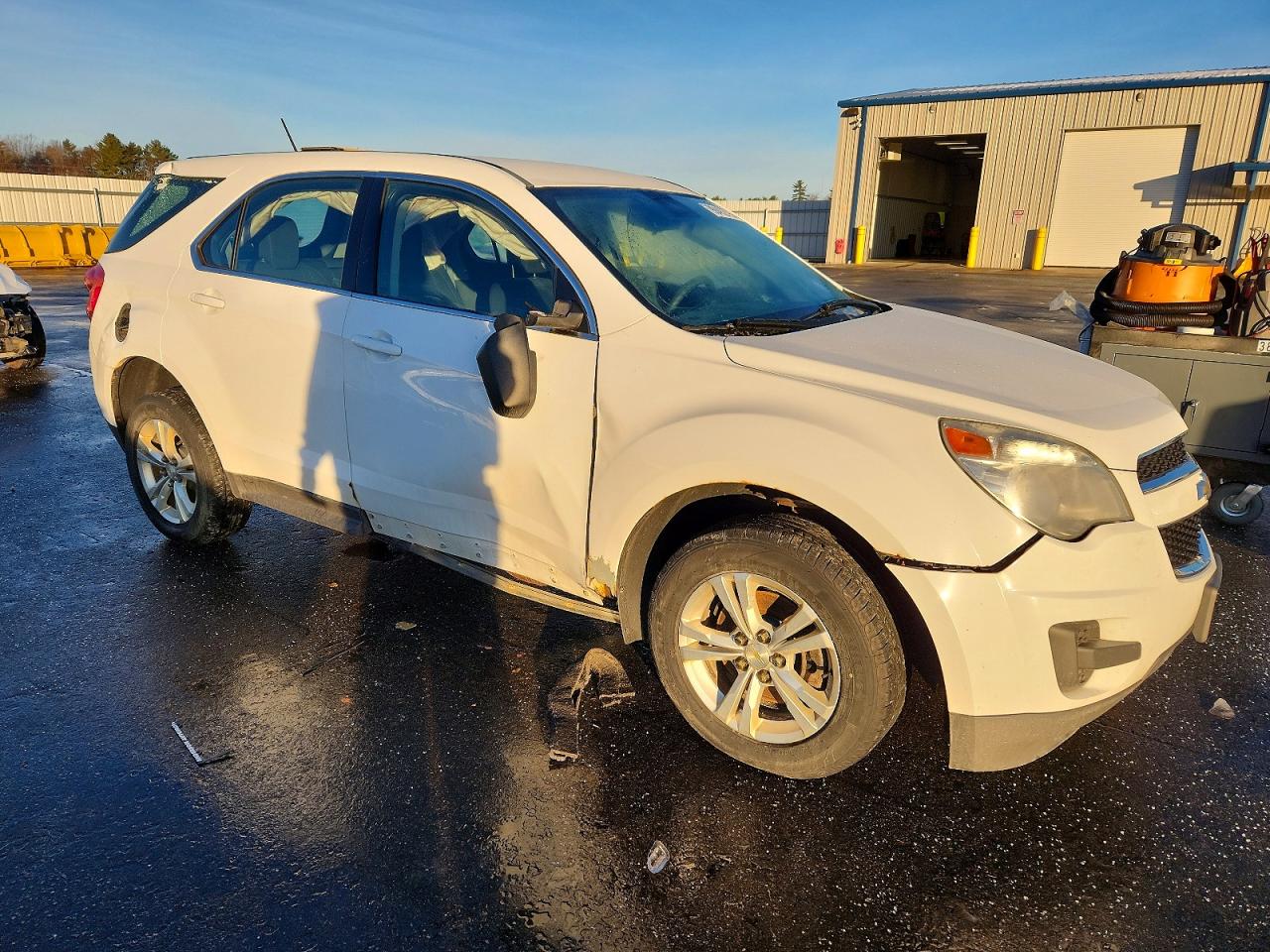 2015 CHEVROLET EQUINOX LS photo 4