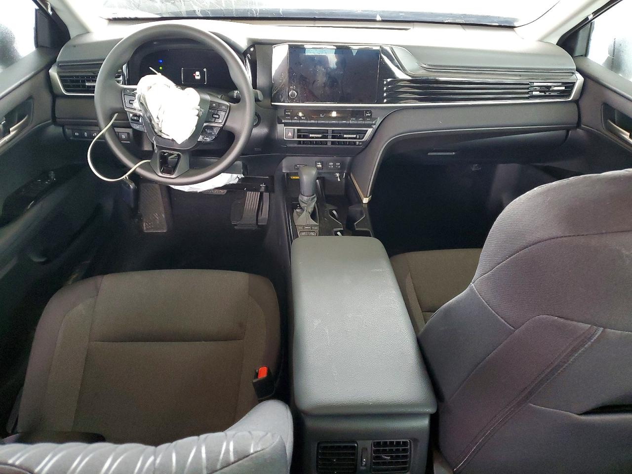 2025 TOYOTA CAMRY XSE photo 8
