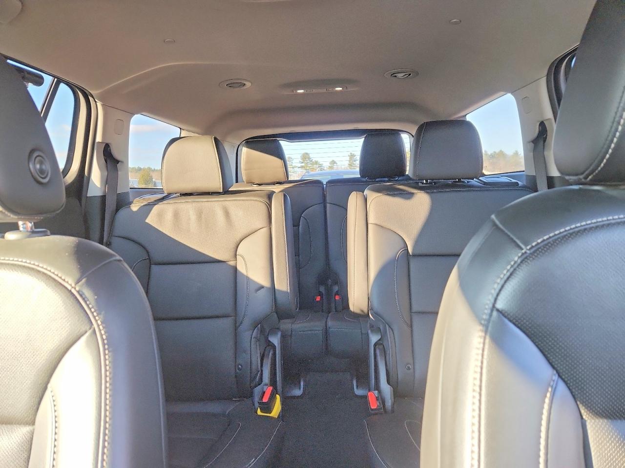 2021 GMC ACADIA SLT photo 10