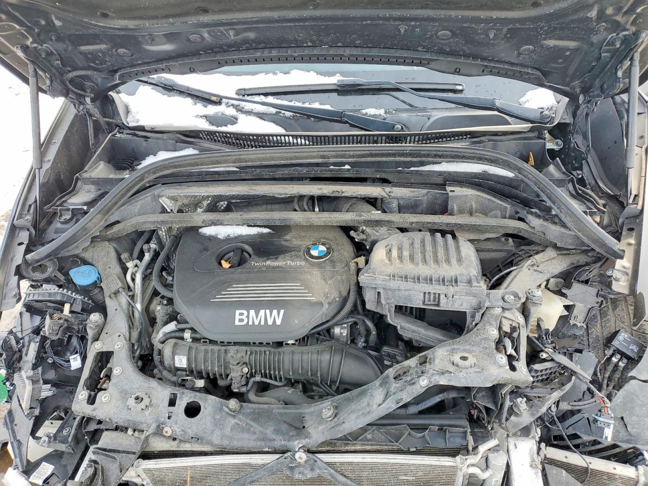 2016 BMW X1 XDRIVE28I photo 12