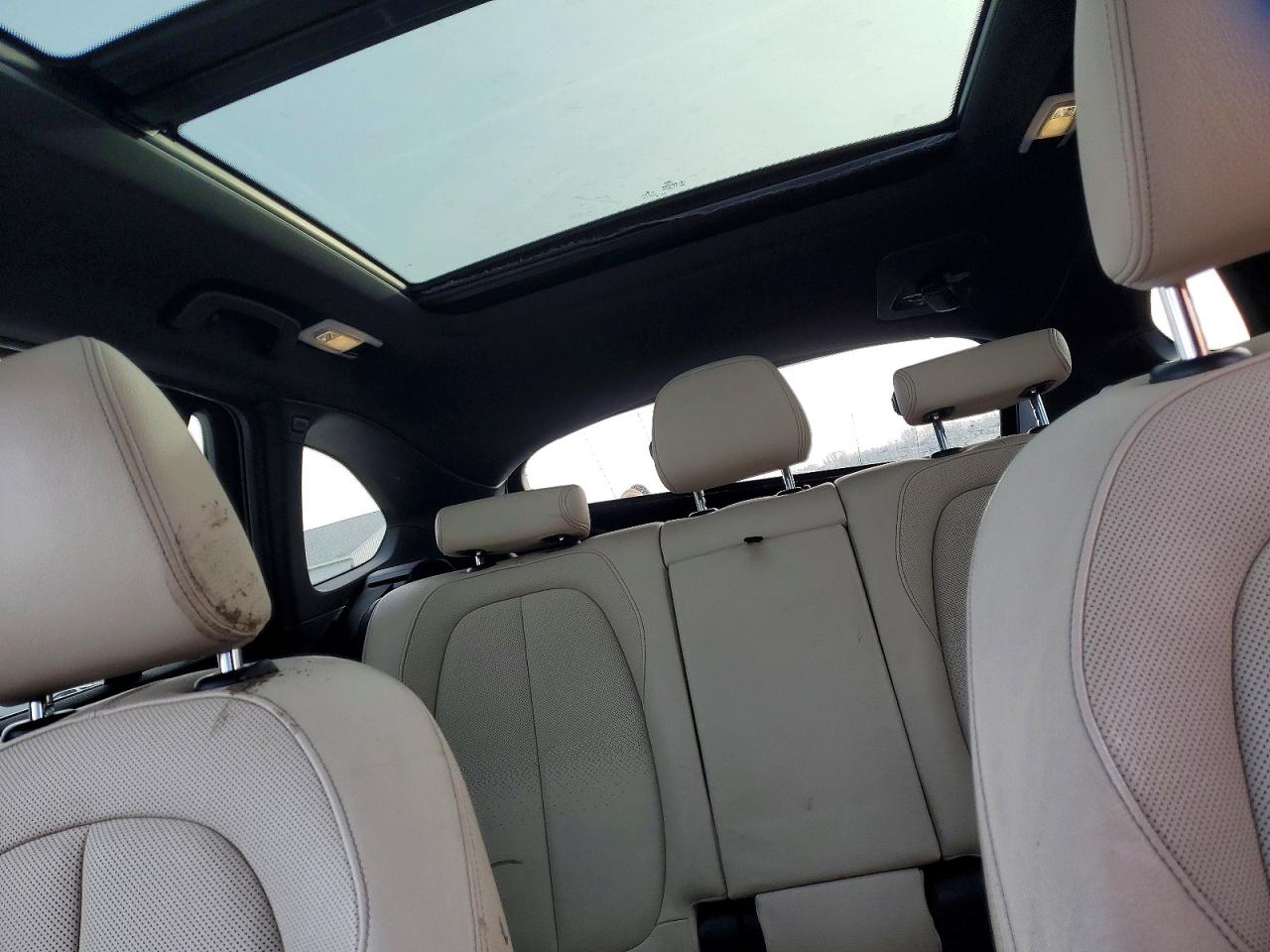2016 BMW X1 XDRIVE28I photo 10