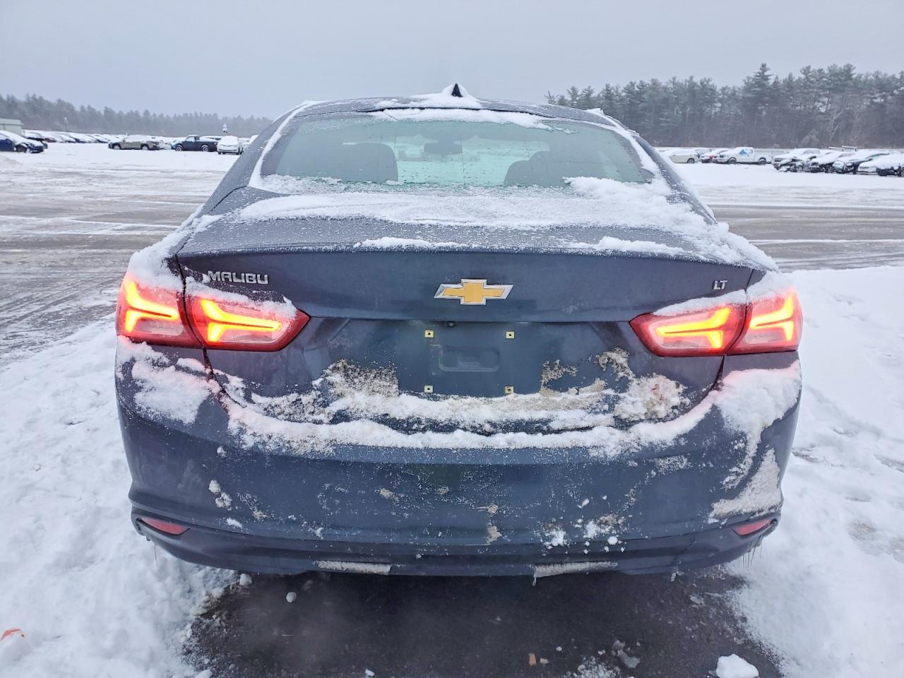 2020 CHEVROLET MALIBU LT photo 6