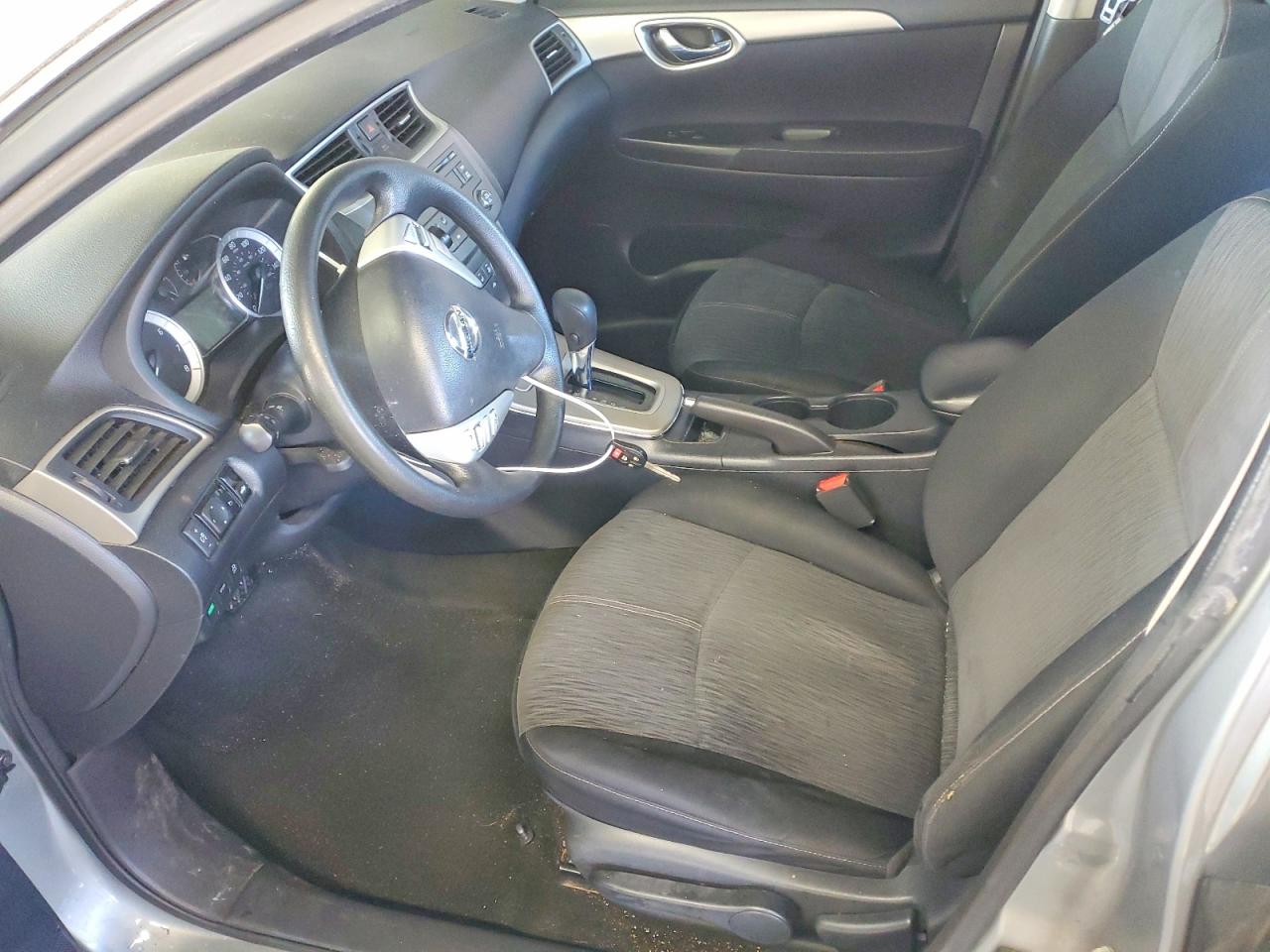 2014 NISSAN SENTRA S photo 7