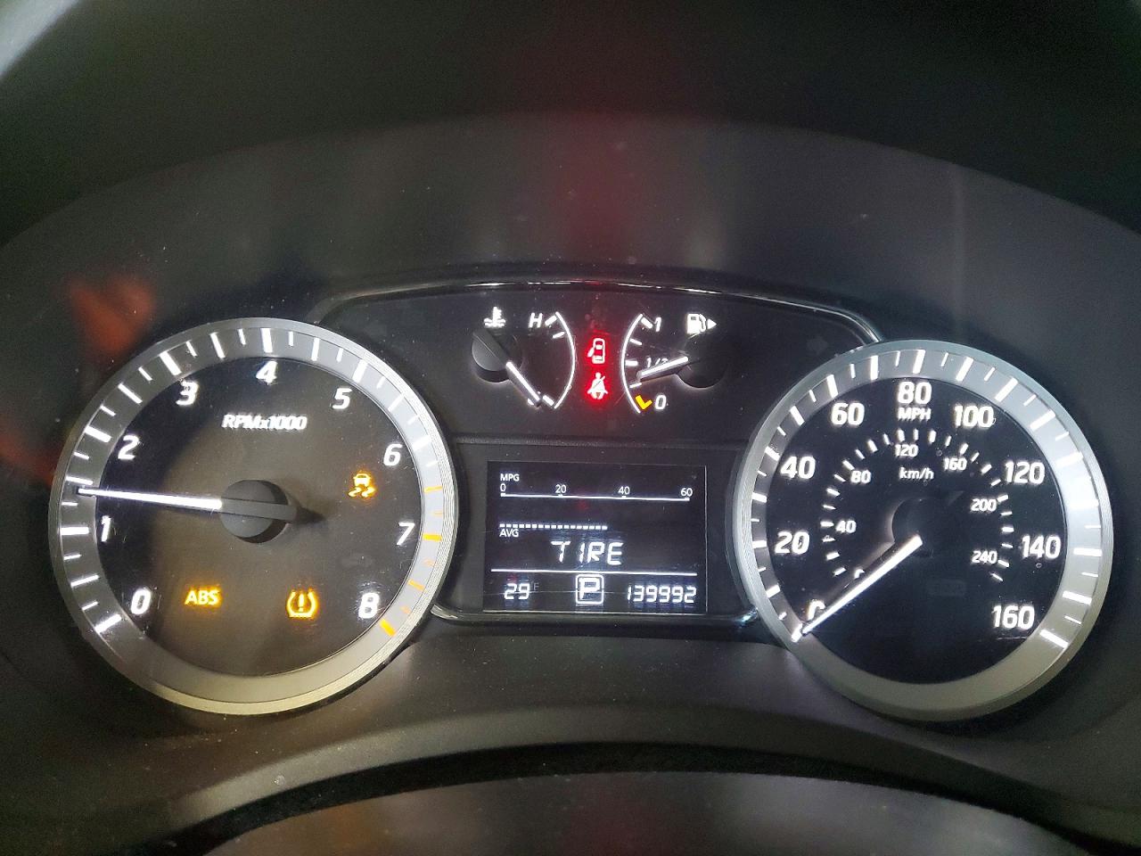 2014 NISSAN SENTRA S photo 9