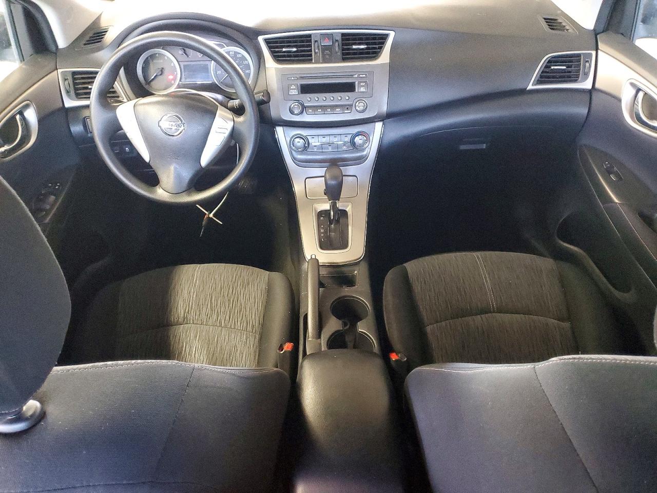 2014 NISSAN SENTRA S photo 8