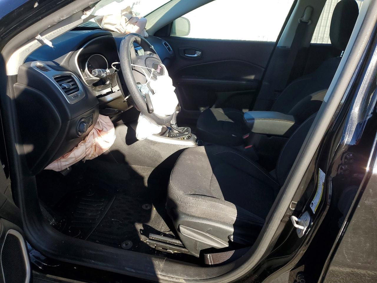 2019 JEEP COMPASS SPORT photo 19