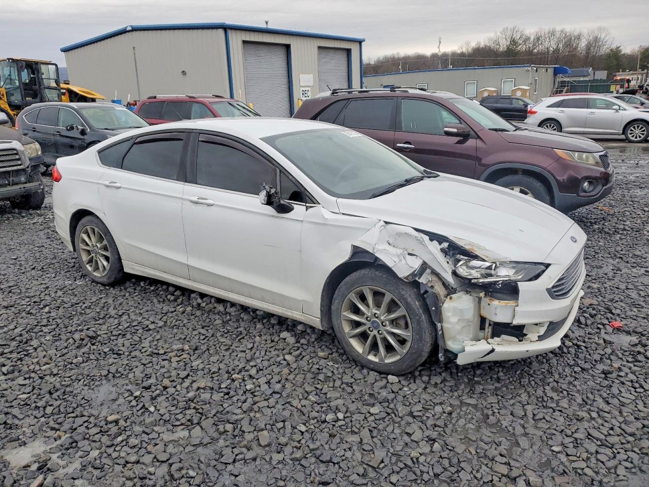 2017 FORD FUSION SE photo 4