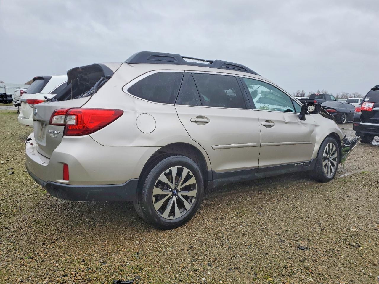 2015 SUBARU OUTBACK 2.5I LIMITED photo 3