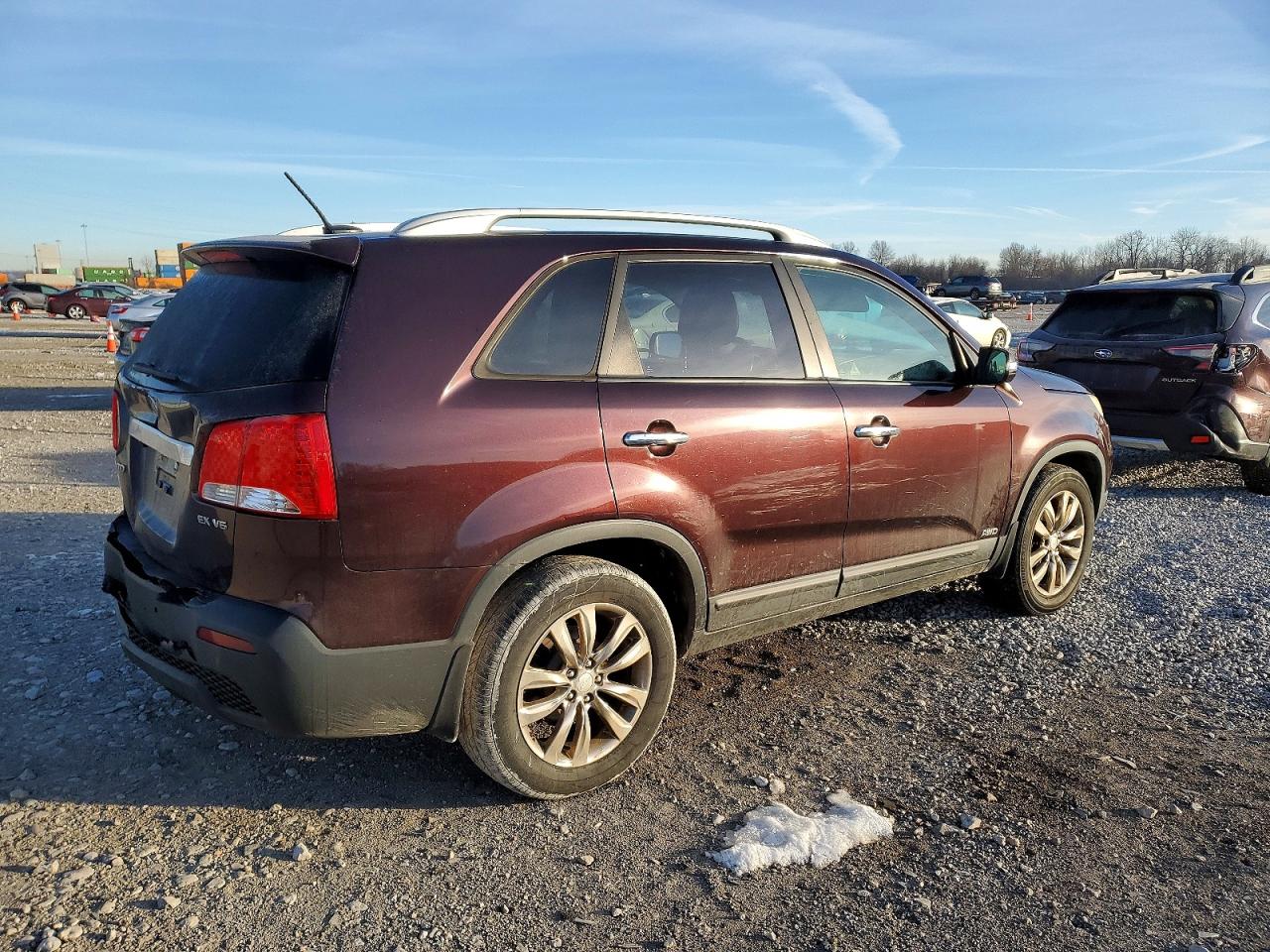 2011 KIA SORENTO EX photo 3