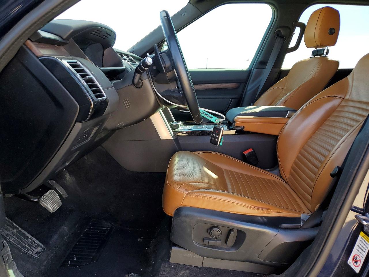 2020 LAND ROVER DISCOVERY HSE photo 7