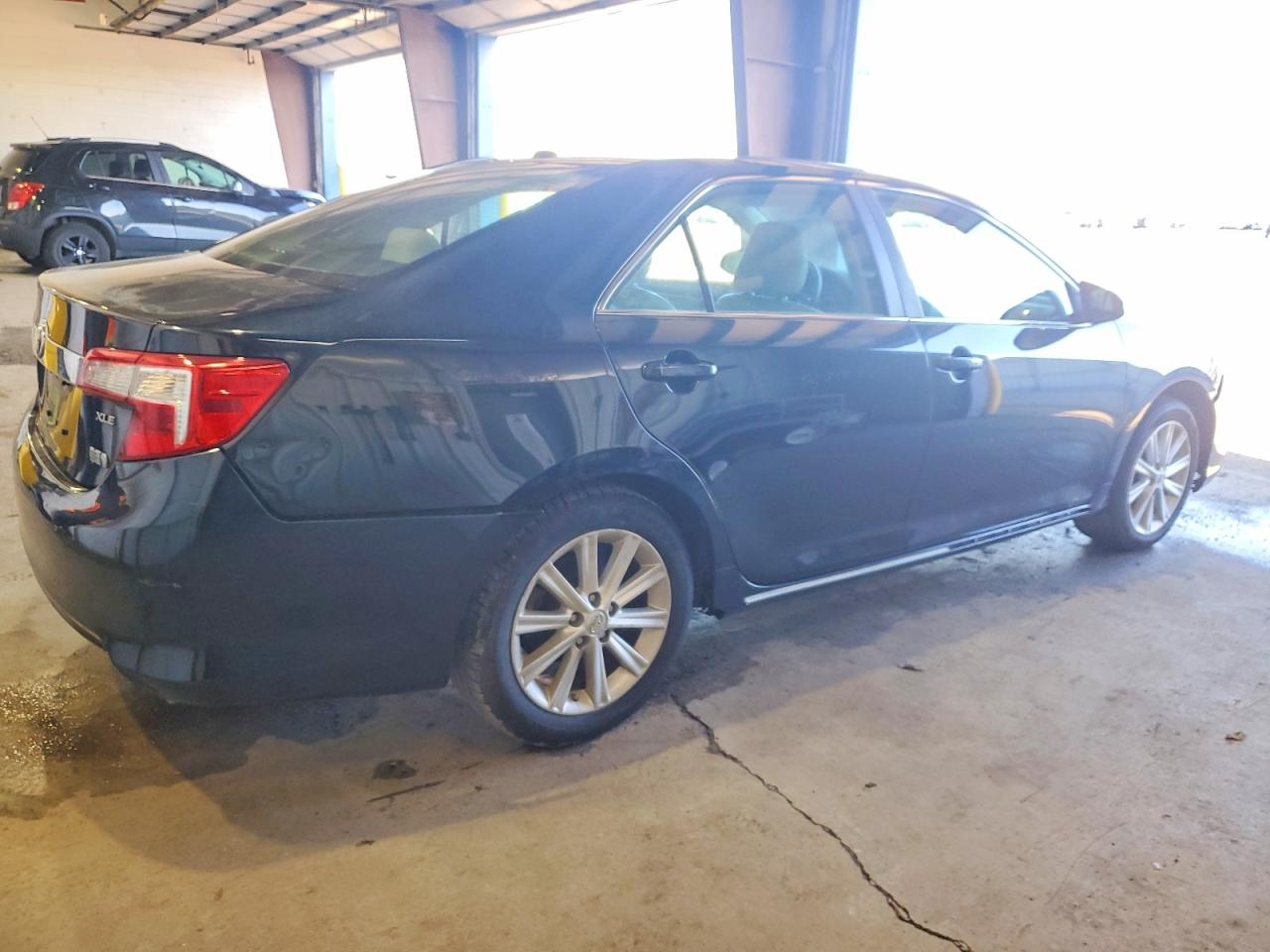 2012 TOYOTA CAMRY HYBRID photo 5