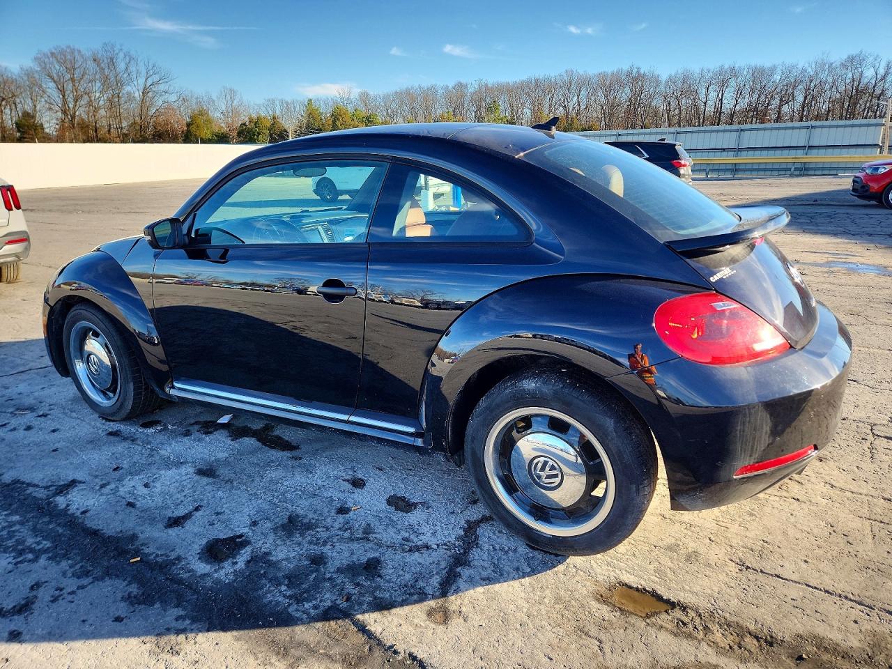 2016 VOLKSWAGEN BEETLE 1.8T photo 2