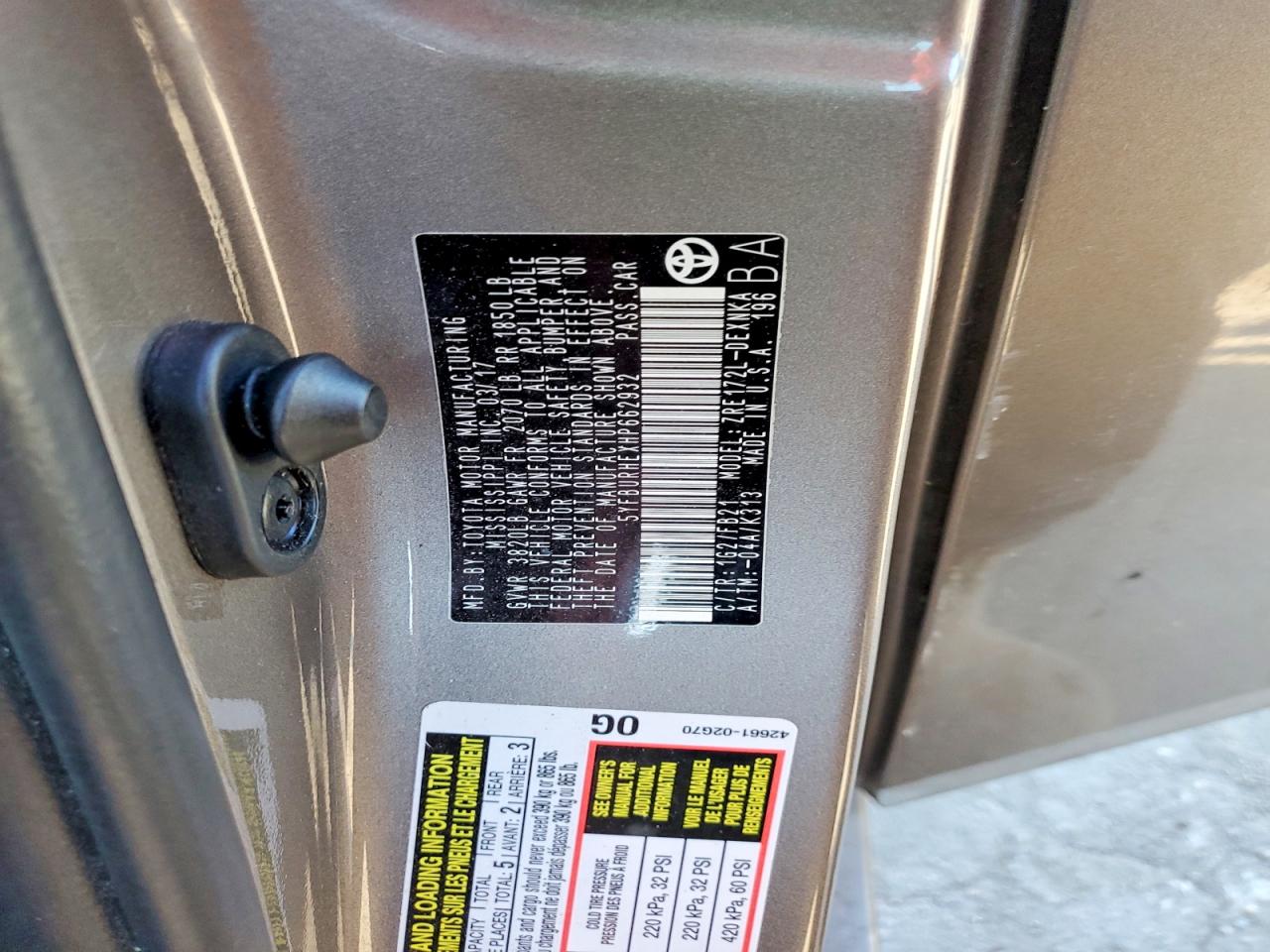 2017 TOYOTA COROLLA L photo 12