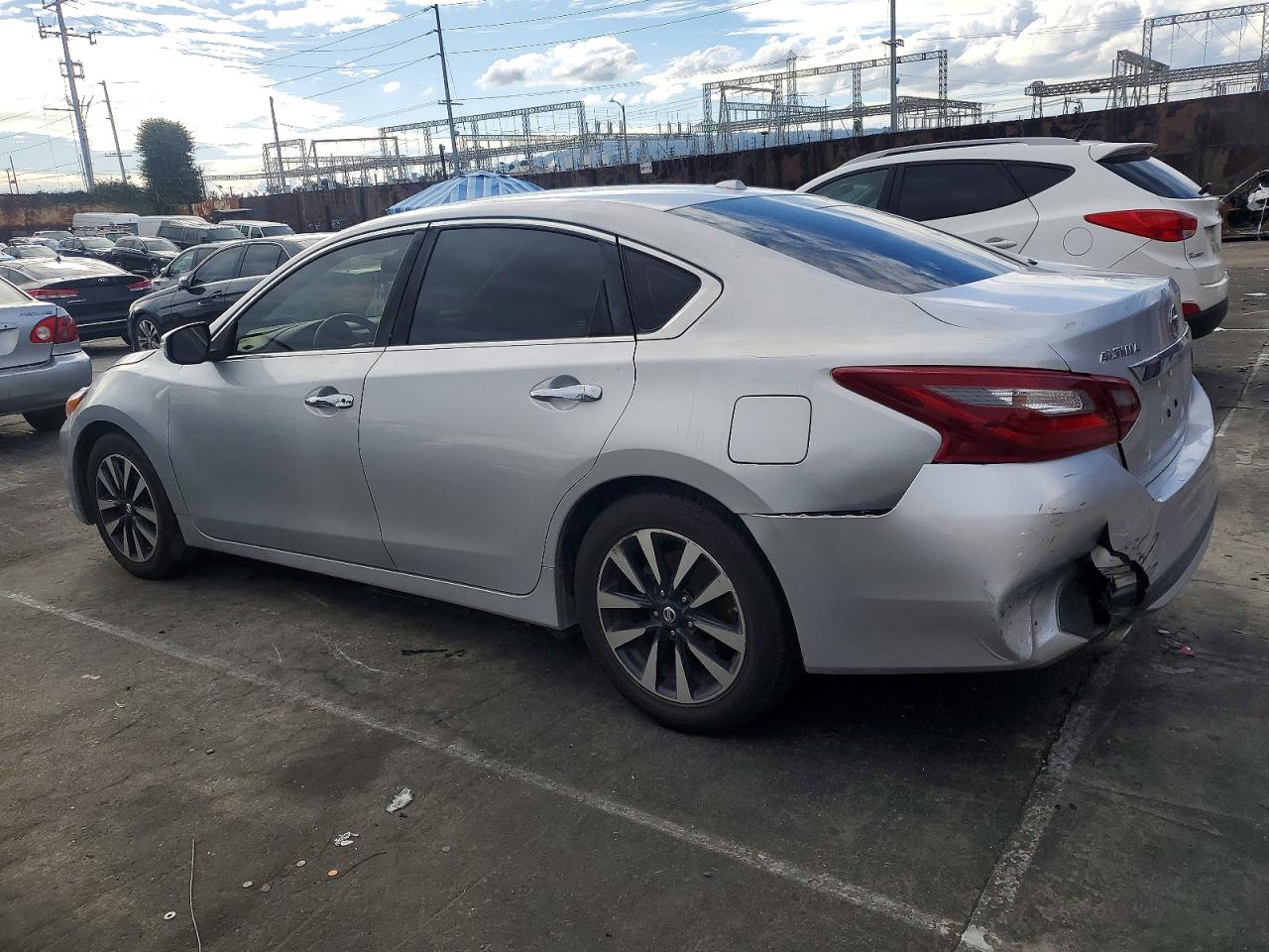 2018 NISSAN ALTIMA 2.5 photo 2