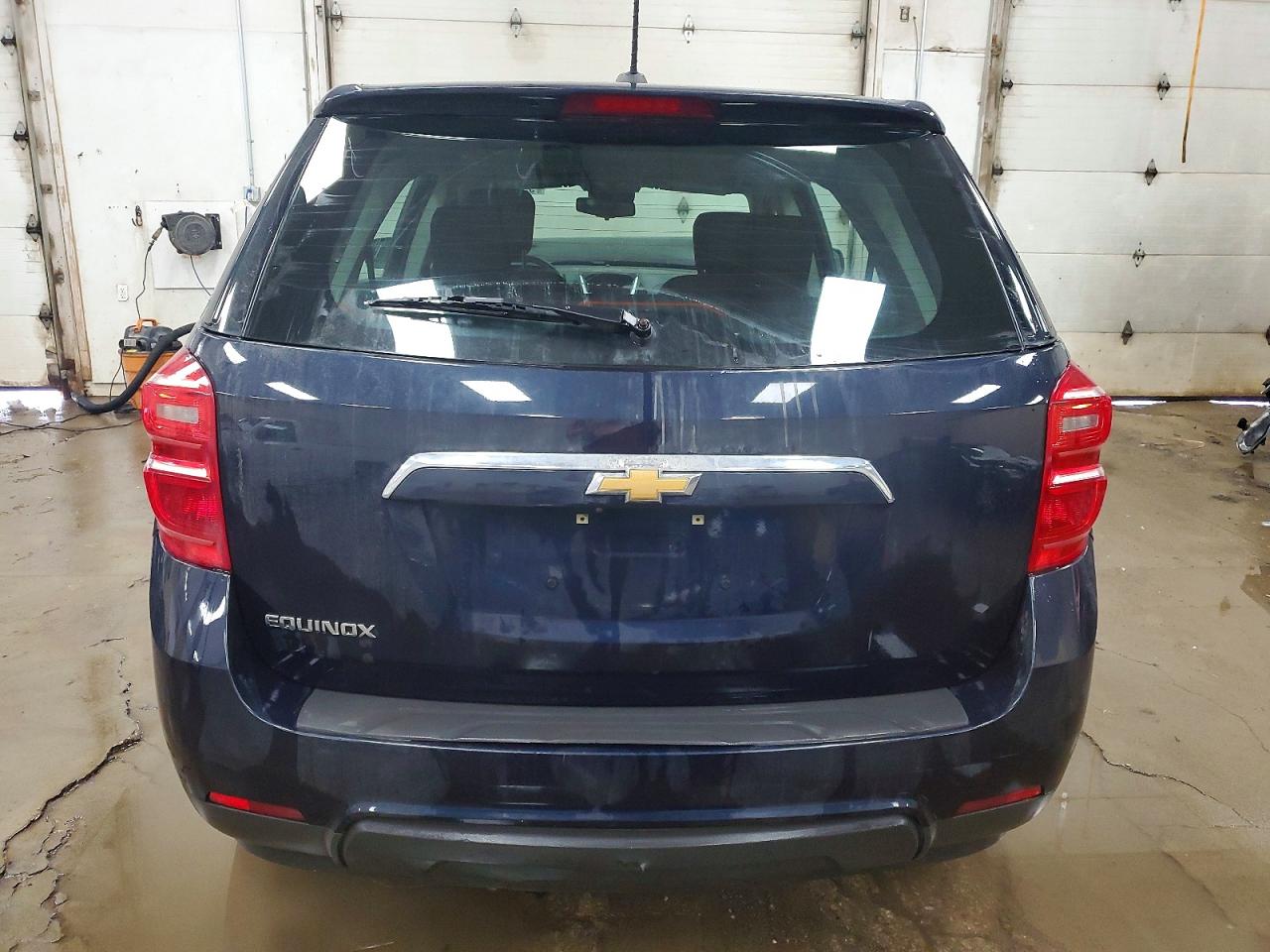 2017 CHEVROLET EQUINOX LS photo 6
