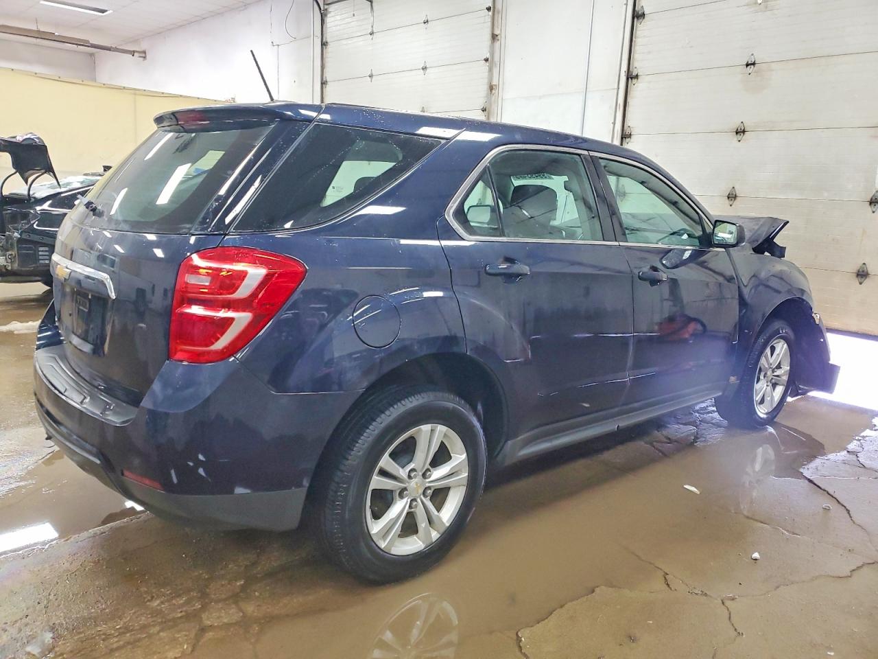 2017 CHEVROLET EQUINOX LS photo 3