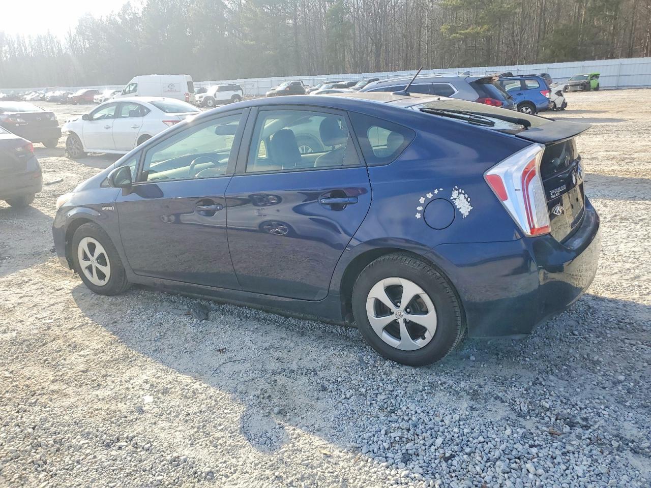 2012 TOYOTA PRIUS photo 2