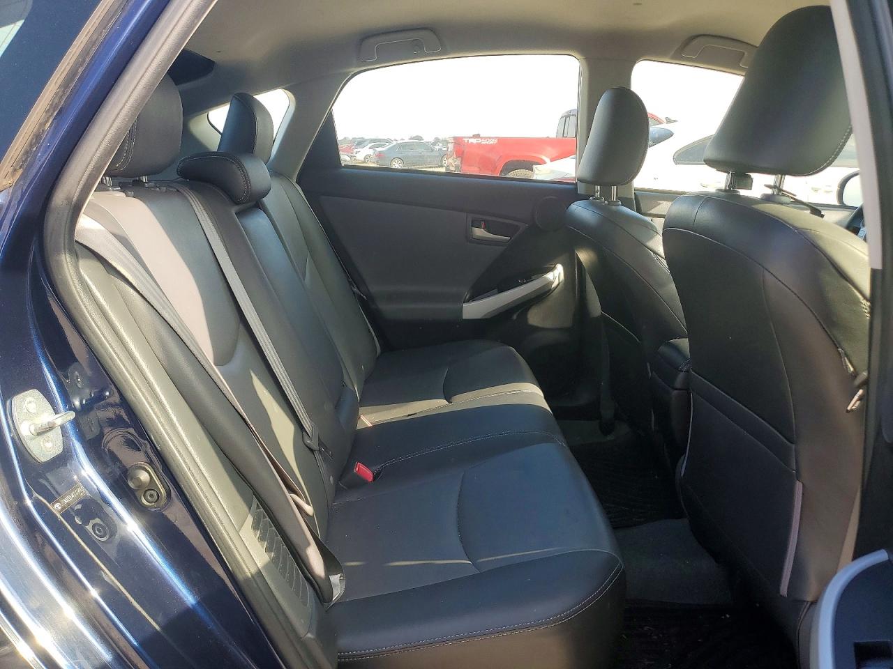 2012 TOYOTA PRIUS photo 10