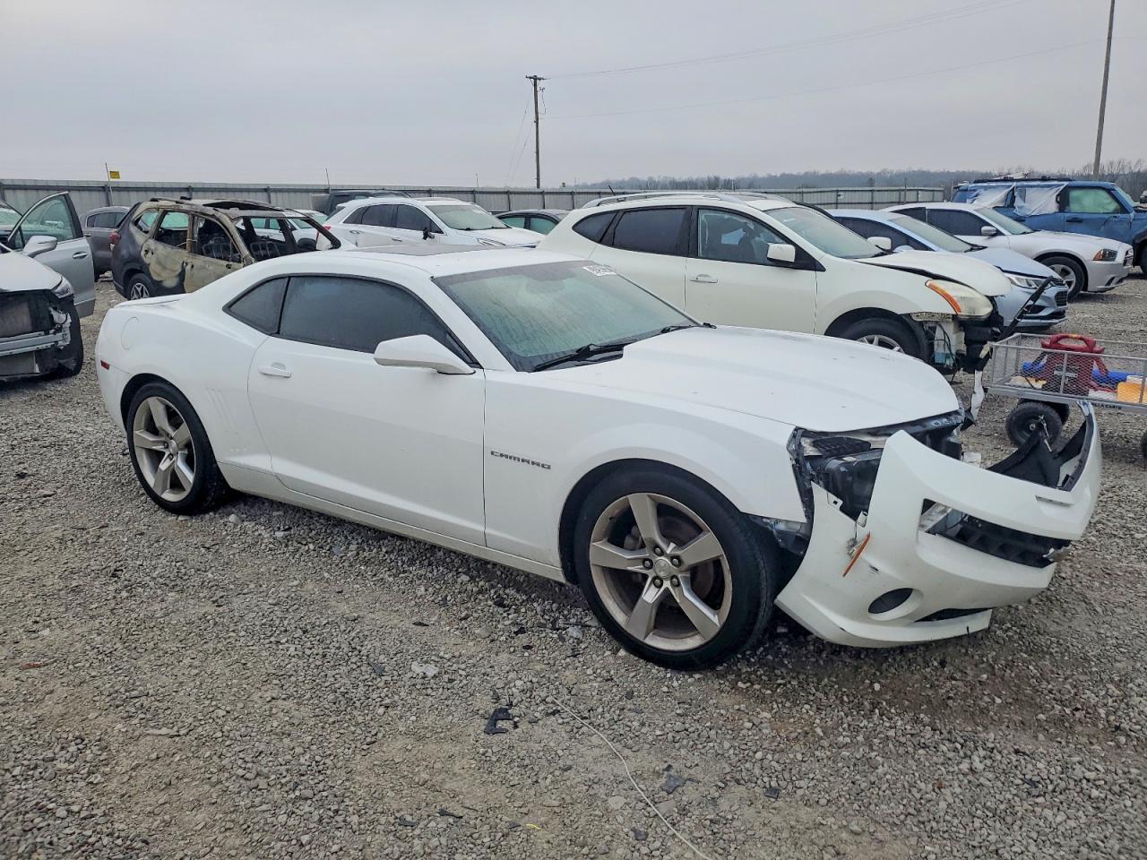 2013 CHEVROLET CAMARO LT photo 4