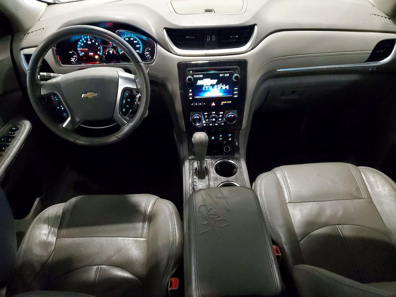 2014 CHEVROLET TRAVERSE LT photo 15
