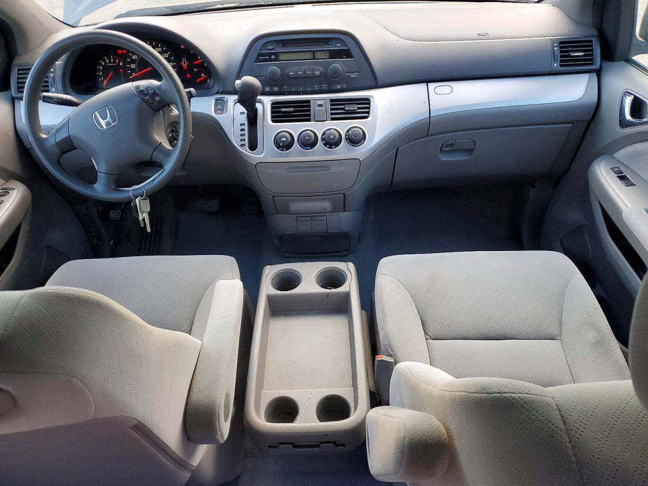 2010 HONDA ODYSSEY LX photo 8
