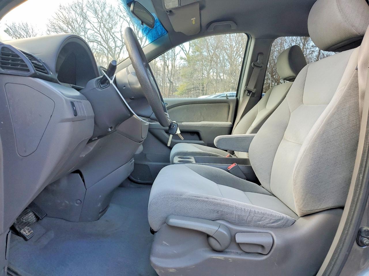 2010 HONDA ODYSSEY LX photo 7