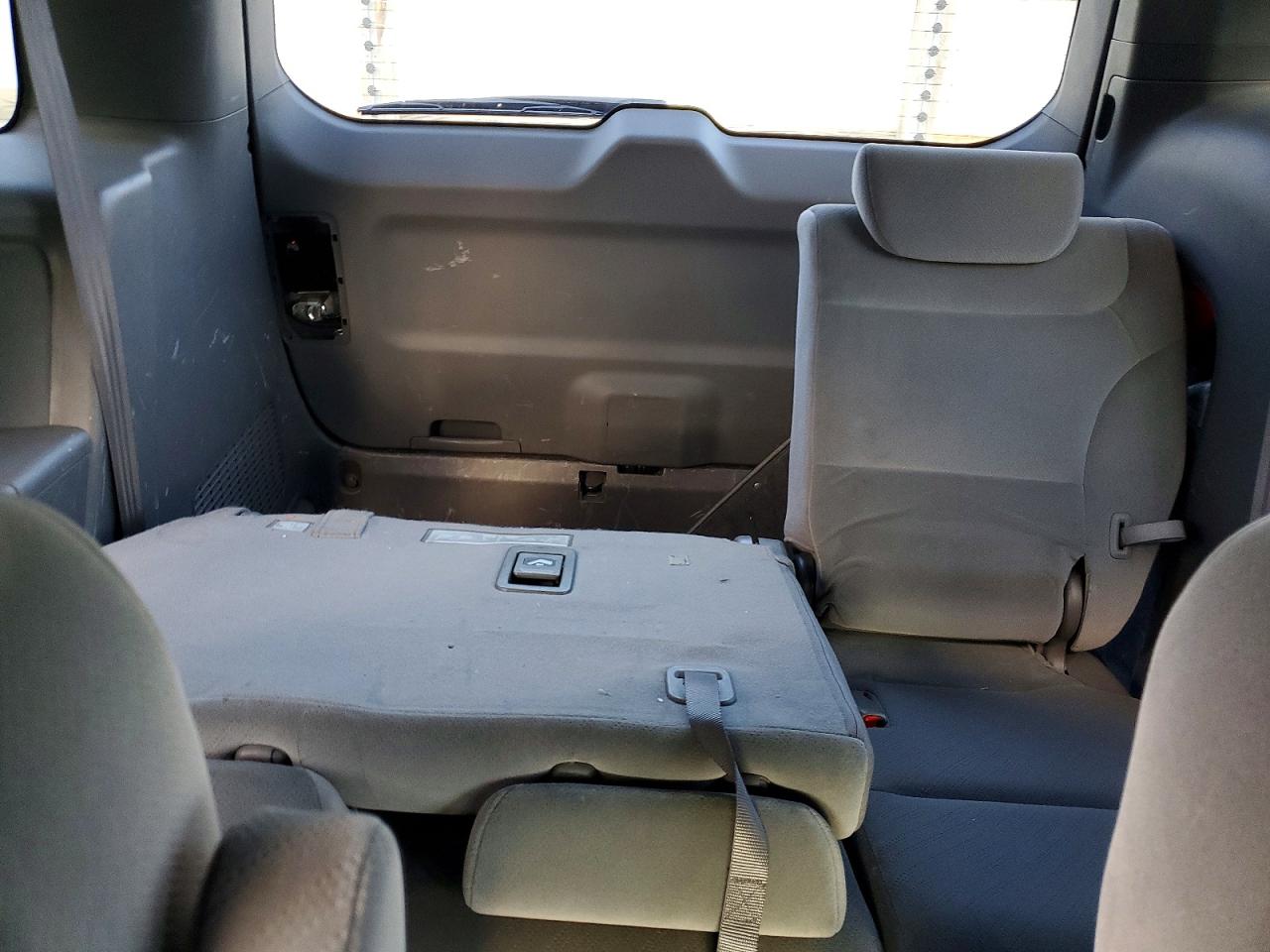 2010 HONDA ODYSSEY LX photo 10