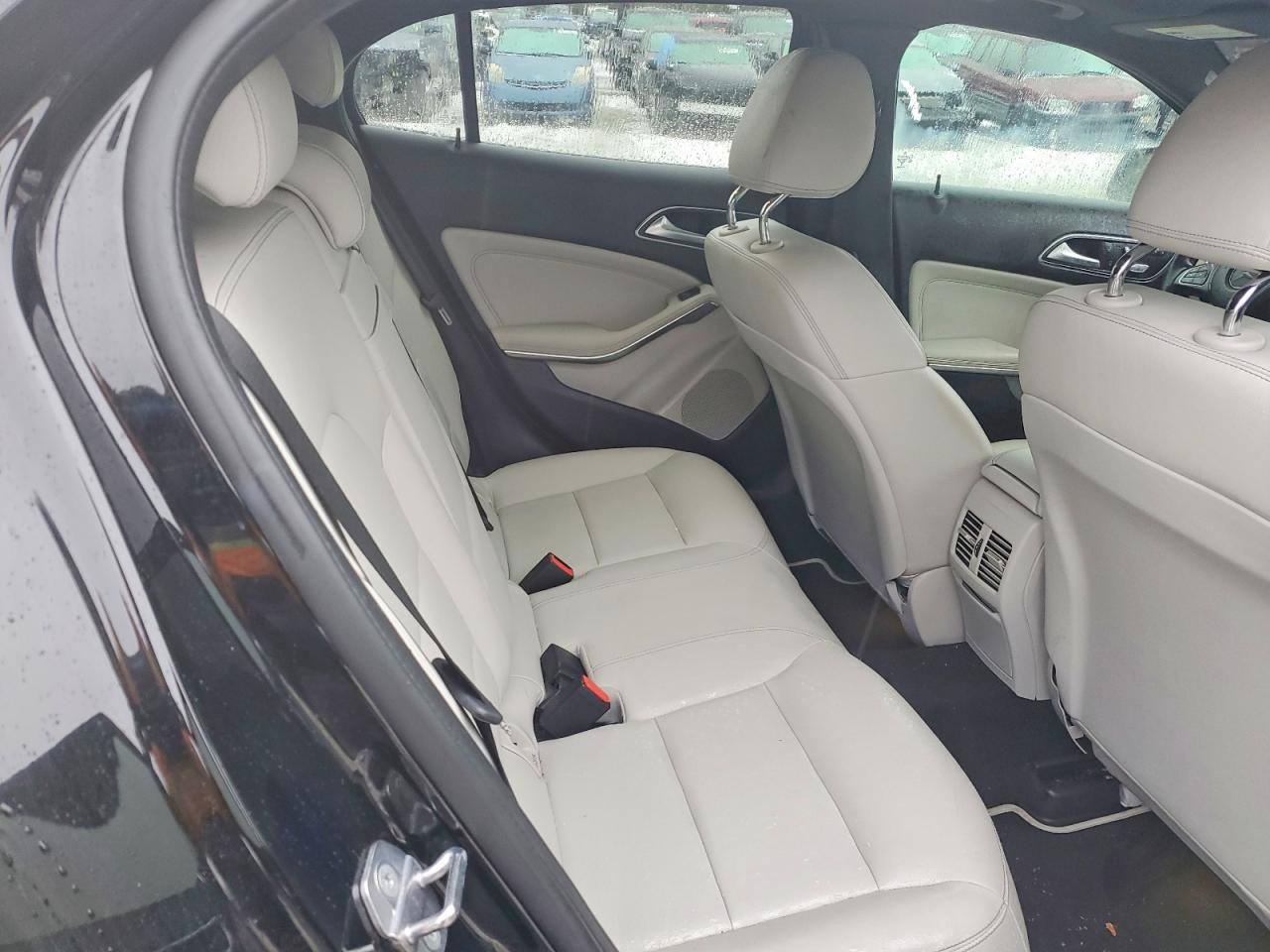 2019 MERCEDES-BENZ GLA 250 4MATIC photo 11