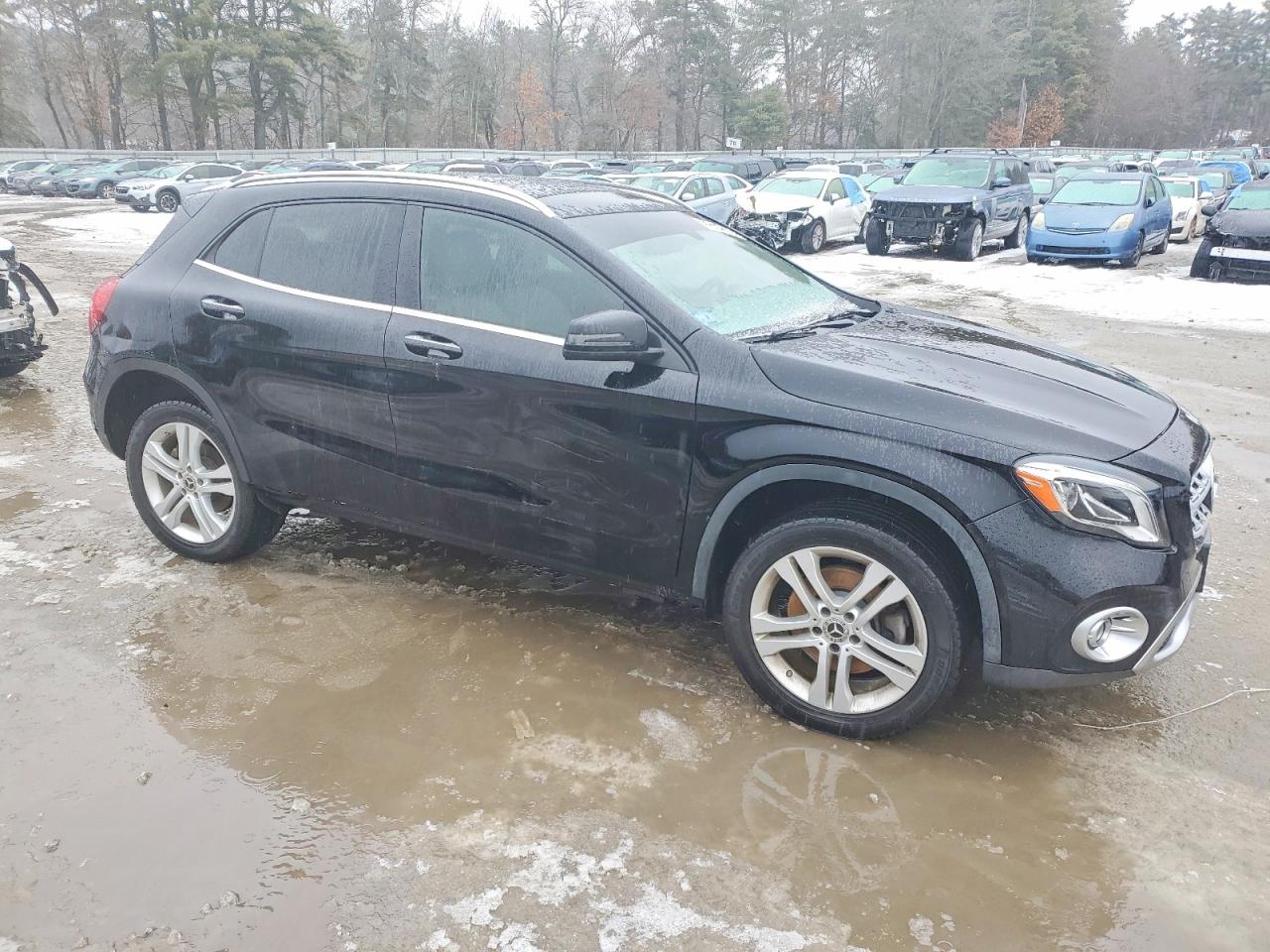2019 MERCEDES-BENZ GLA 250 4MATIC photo 4